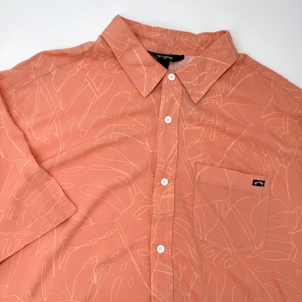 Billabong Button Down Shirt Mens Medium Coral Pink New Tropical Leaf Viscose